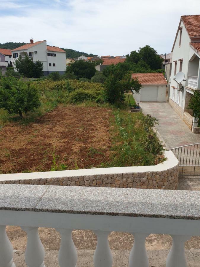 Apartments Martinovic By The Sea 库克利卡 外观 照片